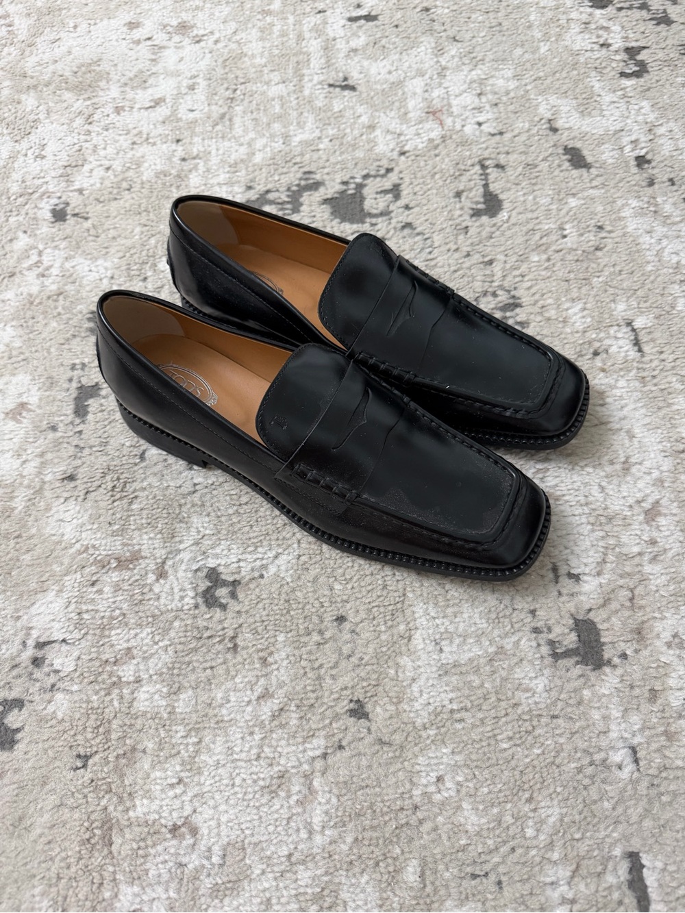 Tod’s Leather Penny Loafers in Black Size 39 1/2